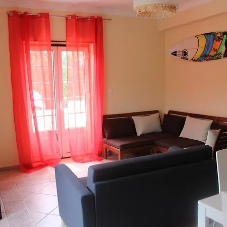 Consulacao House Bed and breakfast Atouguia Da Baleia